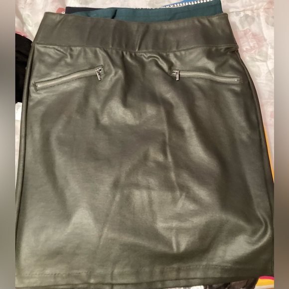 D jeans army green faux leather above knee pencil skirt - Picture 1 of 1